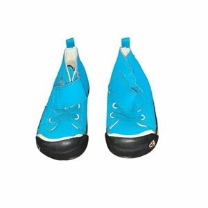 KEEN Encanto Sneaker Kids Size 5